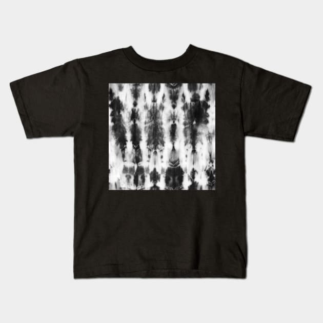 Black and White Tie-Dye Pattern Kids T-Shirt by Carolina Díaz